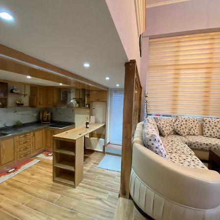 B & B Pogradec Exteriör bild