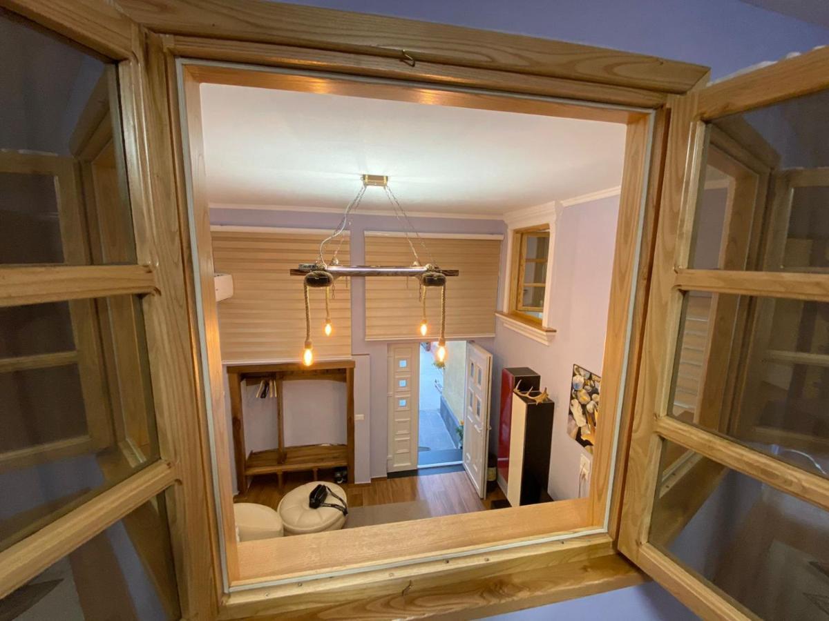 B & B Pogradec Exteriör bild